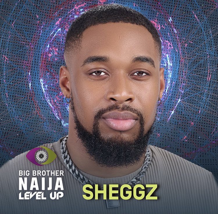 #Bbnaija S7: Sheggz justifies peeping at Chichi during bath