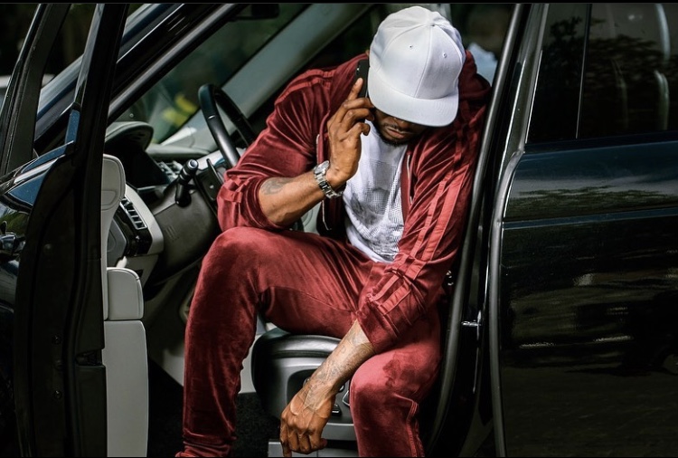 Mr P. blast youth who do not deploy their smartphones for productivity