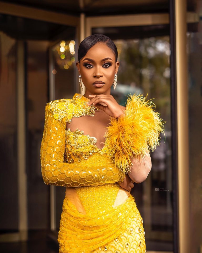 Bella Okagbue Gives Us Yet Another Reason to Admire Her Style.