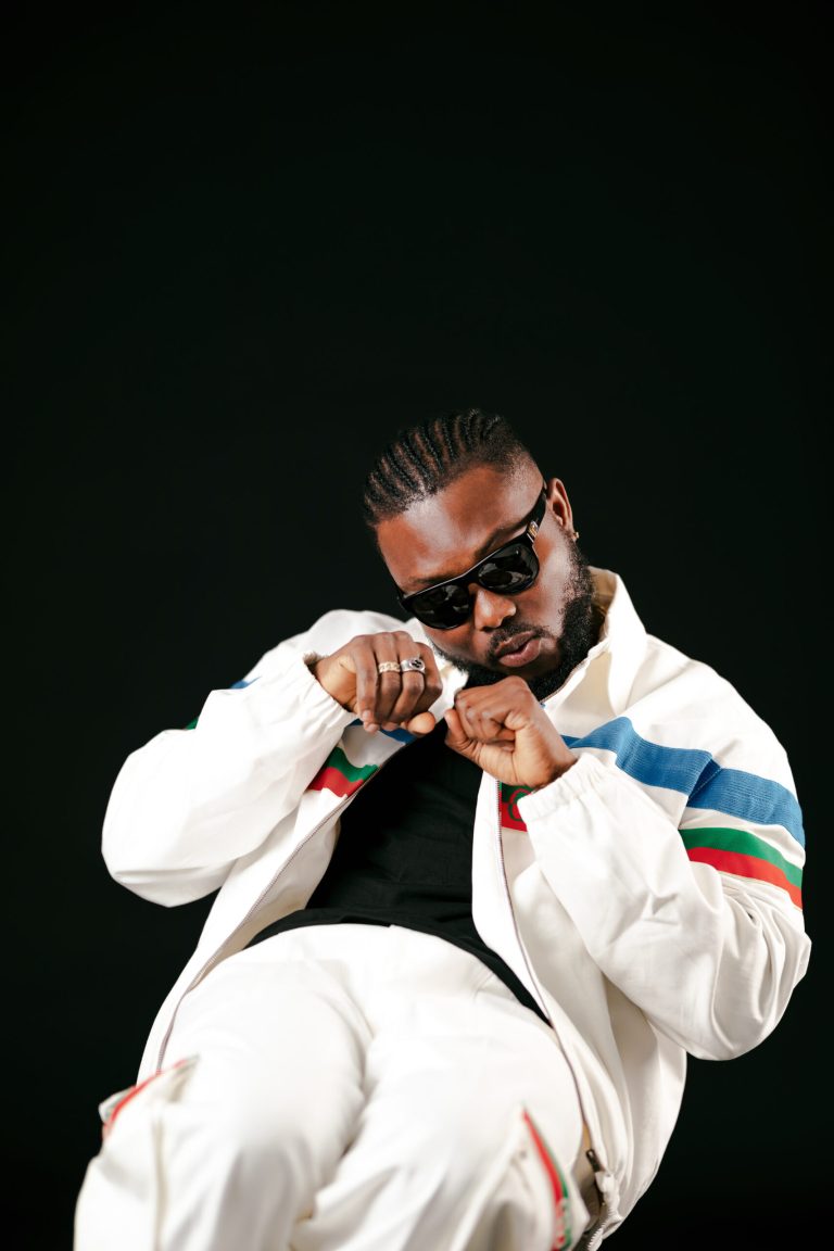 Dr Dolor features Oxlade, BNXN, Seun Kuti & Blaqbonez on “What A Time To Bee Alive” Album