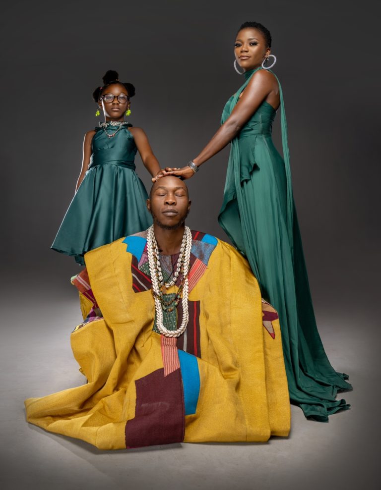Seun Kuti celebrates his 40th birthday and 32 years of performing on stage with charming family pictures.