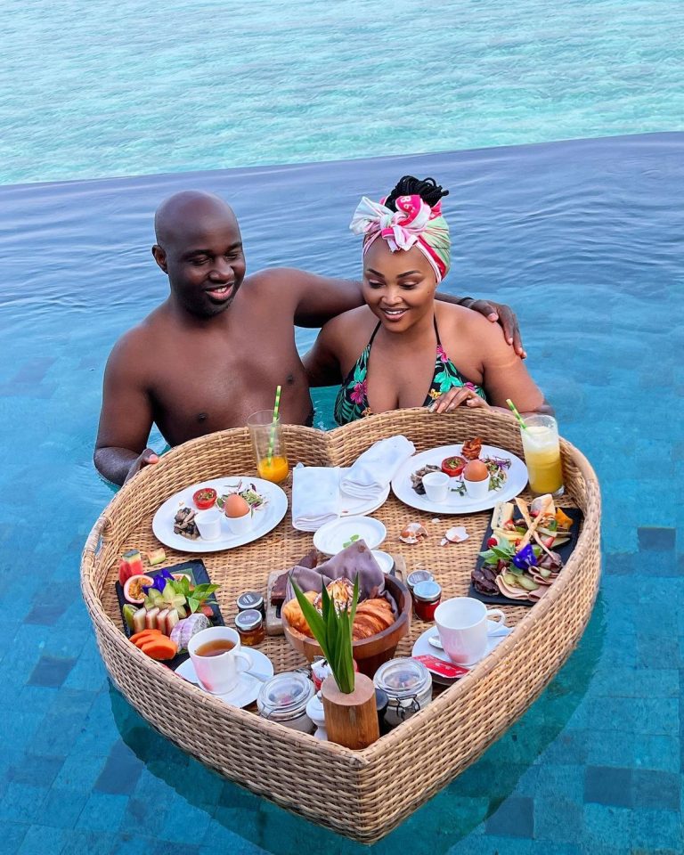 MERCY AIGBE BREAKFAST ON THE BEACH WITH KAZIM ADEOTI ON VALENTINE’S DAY IN MALDIVES.