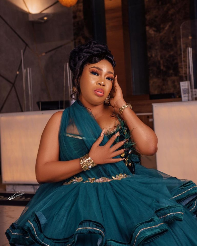 Actress Bimpe Akintunde gives thanks as she celebrates her birthday.