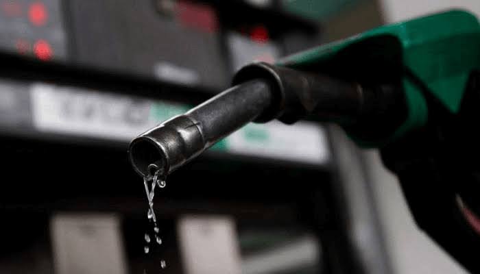 FG, Labour meeting has come to a standstill as the fuel price has reached over N700/litre