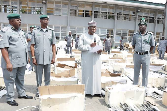 Nigerian residents will commence the process of retrieving their imported goods from the ports in Cotonou, according to the Customs authorities
