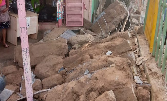 A miraculous escape from a collapsed building in Ogun averts tragedy