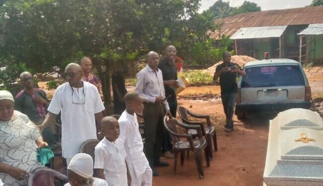 The Chairman of FCT NUJ lays his wife to rest in Edo