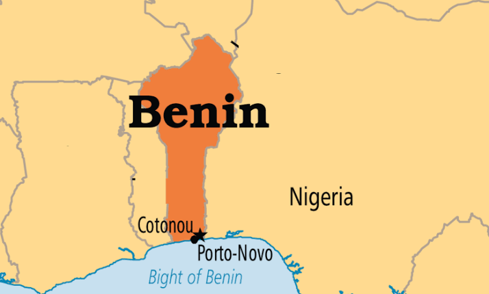 FG halts recognition of university degrees from Benin Republic and Togo