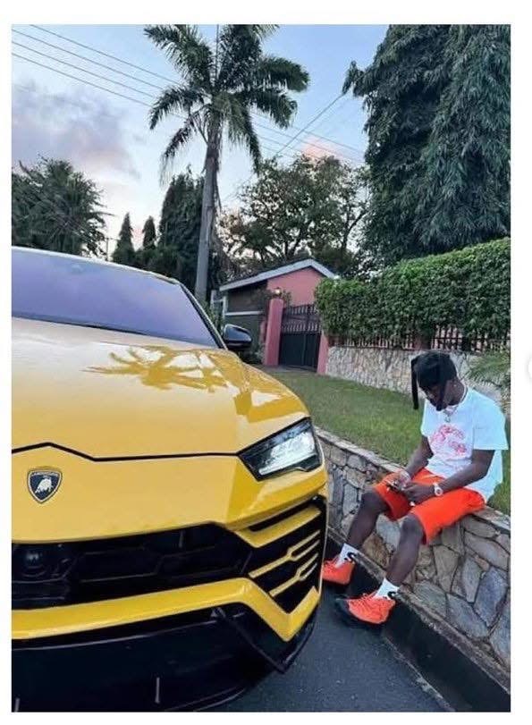 I Bought That Car for $150K! Leave Me Alone!” — Shatta Wale Rants After Lamborghini Seizure
