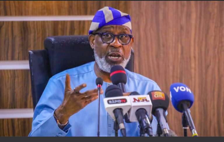 Nigeria Federal Government Revokes 1,263 Mineral Licences, Defaulters to Face EFCC Probe