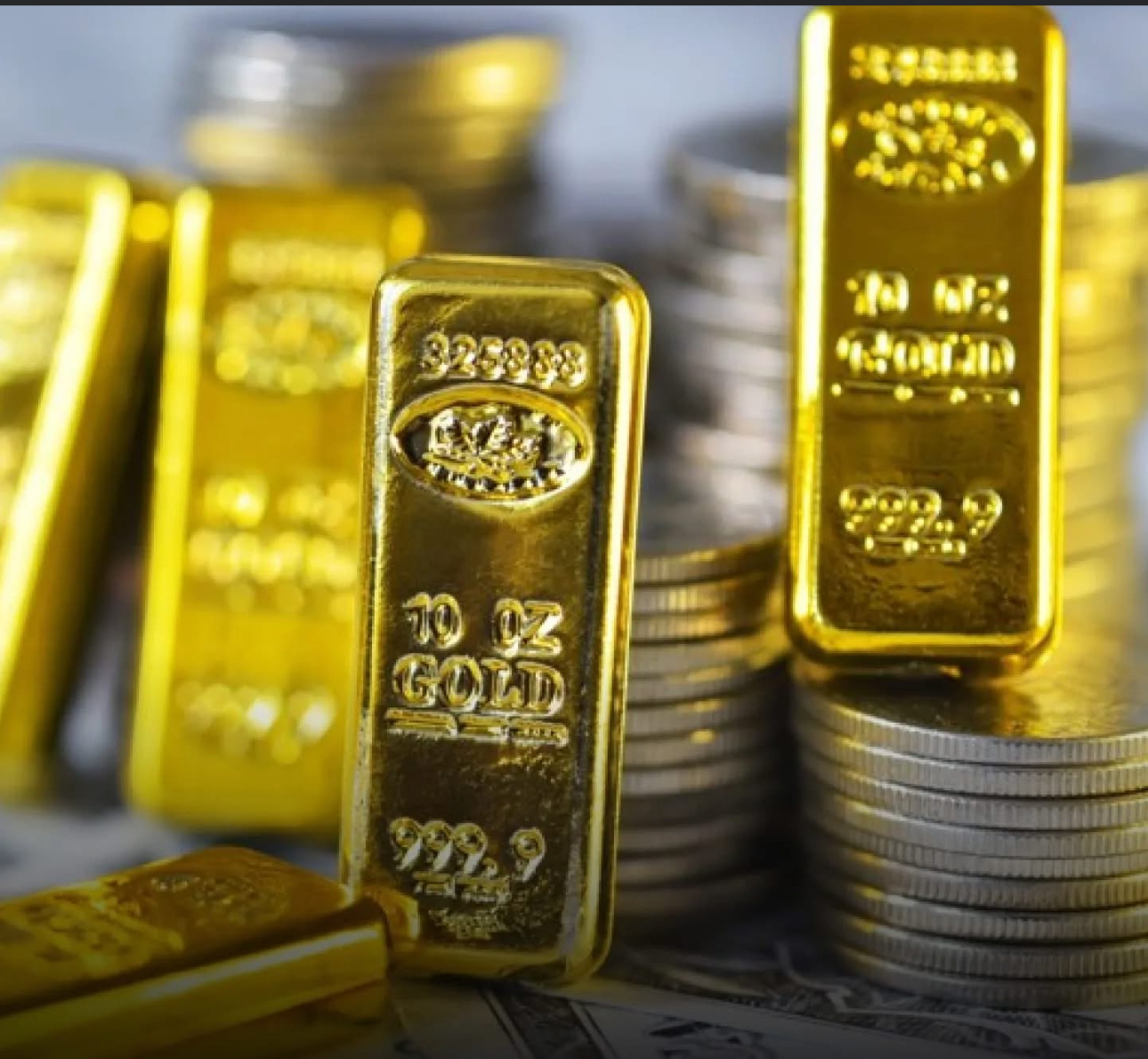 Gold Prices Hit All-Time High of $4,179 Amid Trade Tensions and Rate ...