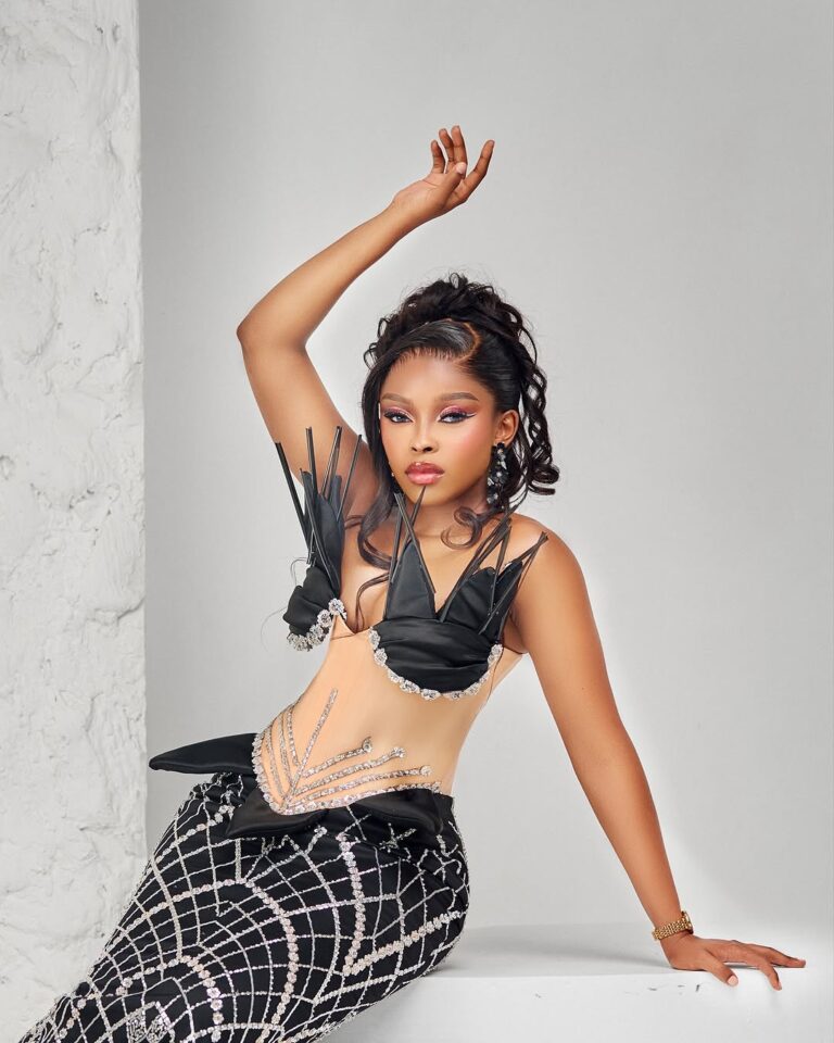 Azeezah Hashim: The Media Messiah Takes Center Stage at The Future Awards Africa 2025