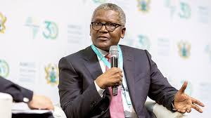 Dangote Urges African Entrepreneurs to ‘Invest At Home’ to Attract Global Capital