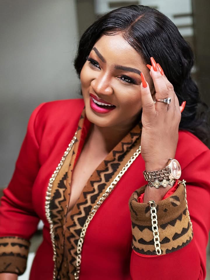 OMOTOLA’S NO-DANCE ROLLOUT AND THE GLOBAL PLAY BEHIND “MOTHER’S LOVE”